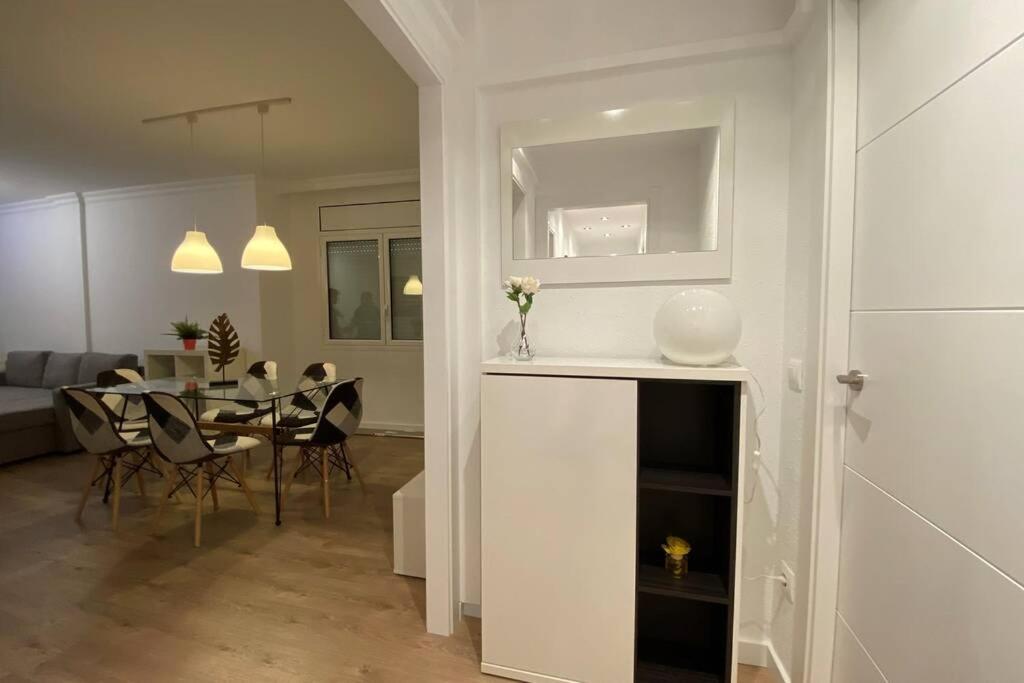 Apartamento Completo Muy Cerca Del Centro Ideal Para Familias Con Piscina Figueres  Zewnętrze zdjęcie