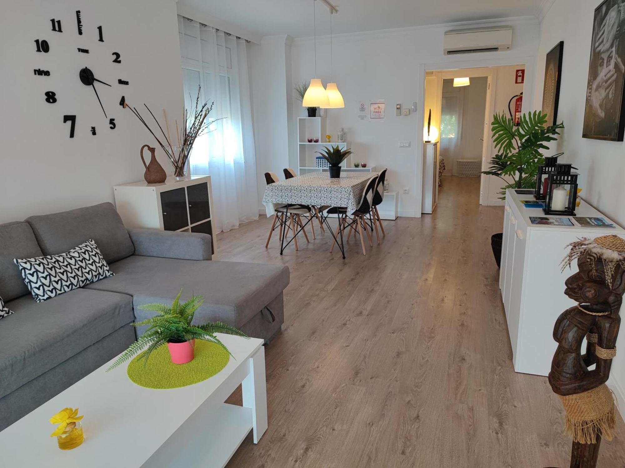 Apartamento Completo Muy Cerca Del Centro Ideal Para Familias Con Piscina Figueres  Zewnętrze zdjęcie